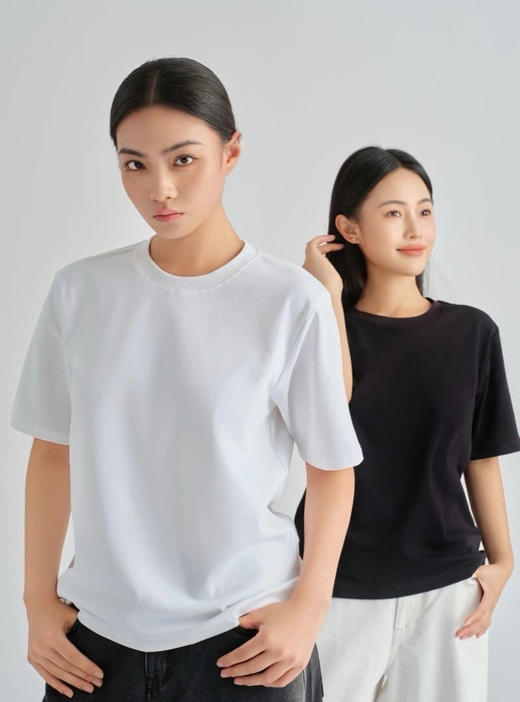 3件立减100元 严白小白T（3代）正肩版升级款，40 支轻奢纯净棉，剔除杂质更软滑 ，10A 抗菌水洗300次有效，夏天出汗不闷味，索罗娜领口+通肩包领条，久穿不变形，男女同款，正肩版型遮肉显瘦 商品图1