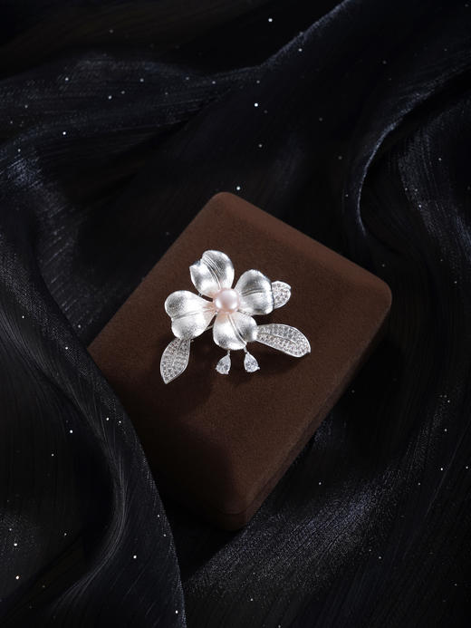 子佩集【花沁露华】珍珠惜王妃胸针【XXXZ256】四瓣花四叶草2602 商品图2