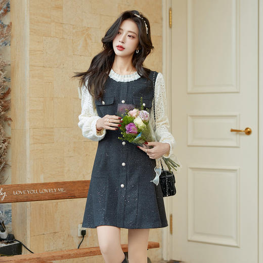 「自」全新升级【铂金会员293/天猫389/差价96】(50306)洛诗琳气质小香风拼接连衣裙2026春季新款中长款显瘦A字裙女 商品图1