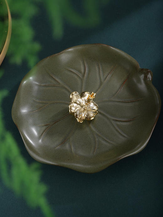 子佩集【花凝嘉运】珍珠惜王妃胸针【XXXZ265】六瓣花镀金2602 商品图4