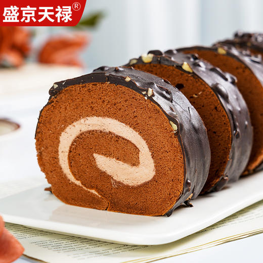 【一口爆浆❗️脆皮巧克力卷】“三层口感 + 纯脂原料 + 坚果脆皮” 的组合，满足 “爆浆、丝滑” 的口感，巧克力脆皮甜品瑞士卷早餐办公室下午茶QQ 商品图1