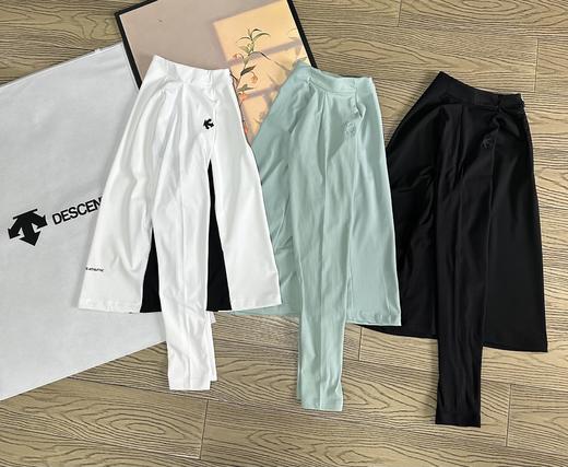 点此购买 迪桑特春秋季训练运动女士空气层运动上衣外套 hbj 341849 商品图7