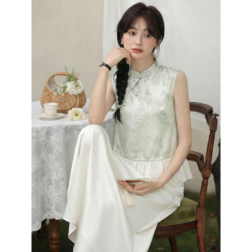 鹿向南「青衫烟雨」绿色新中式背心内搭女夏季漂亮高级感吊带上衣 商品图4