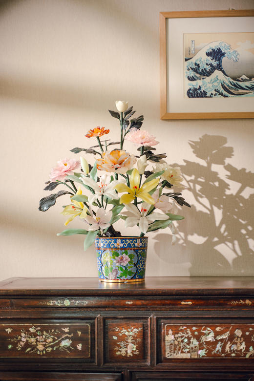 独角鹿西洋古董20世纪中国出品传统东方花卉纹景泰蓝盆装饰「圣洁华贵」珍宝像生盆景一对 商品图2