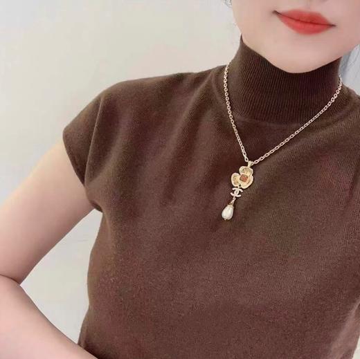 香奈儿 棕石金花水滴珠项链（XTY） 商品图7