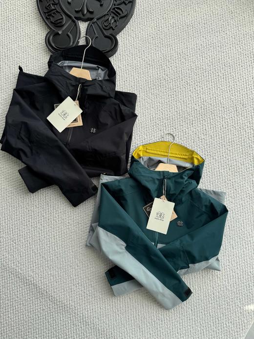 点此购买 可隆春秋季1992先行者女士防水防风冲锋衣外套 hbj 341841 商品图13