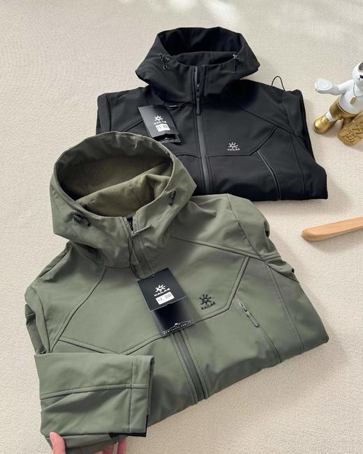 F031041户外情侣款连帽加绒软壳冲锋衣外套防风防水连帽夹克 商品图5