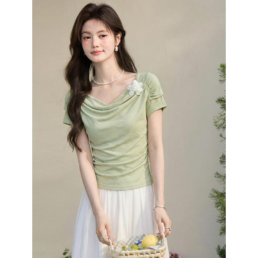 鹿向南「龙井清茶」法式小清新抹茶绿设计感T恤女夏显瘦短袖上衣 商品图0