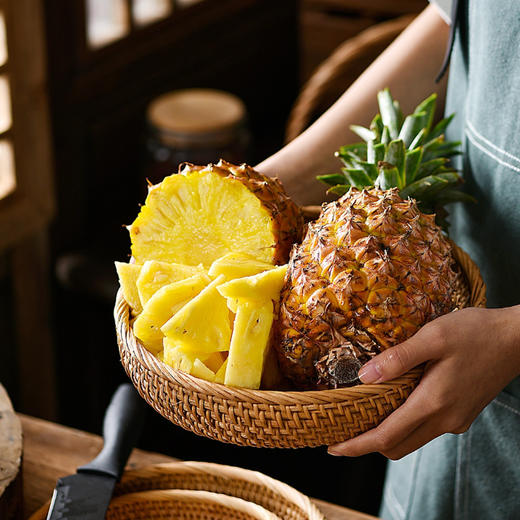 云南版纳香水大凤梨香味浓郁酸甜多汁云南特产水润细腻肉质脆嫩 商品图4