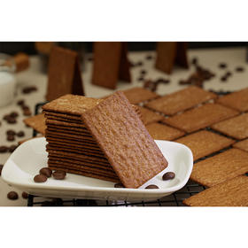 轻薄酥脆岩烧咖啡味薄脆饼干