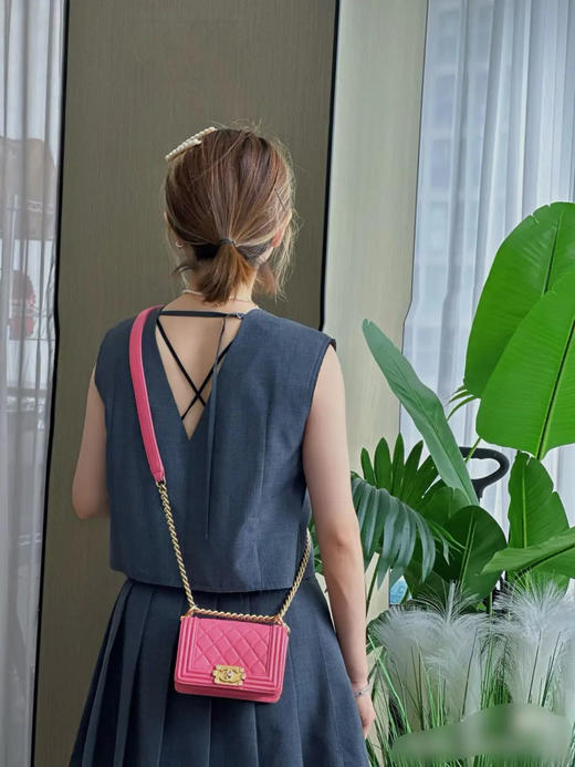 Chanel leboy mini 粉红色 金扣 羊皮 斜挎包 商品图2