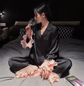 太太太好看了叭！冰丝贡缎睡衣女木耳边春季新品宽松套装甜美氛围感家居服