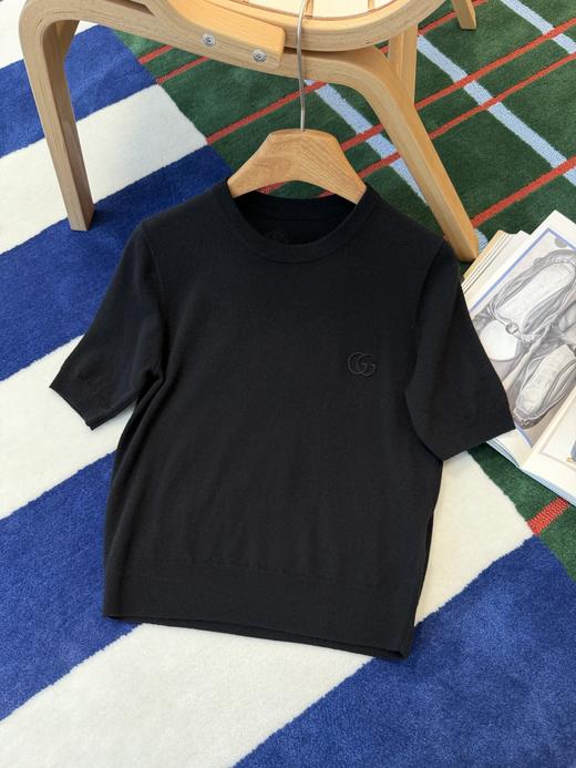 古驰黑色胸前刺绣字母短袖针织衫（KX） 商品图0