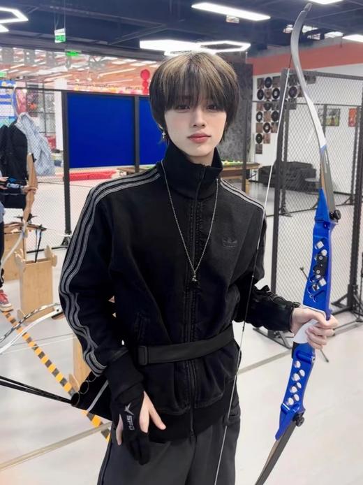 F031055复古立领拉链设计三道杠水洗牛仔夹克外套 商品图4