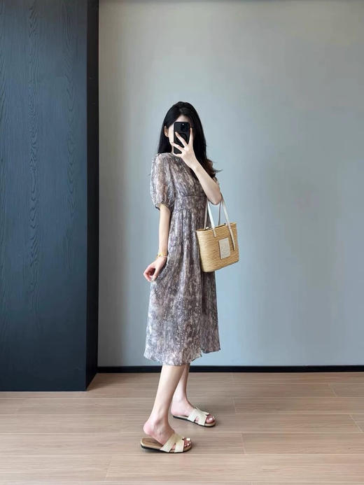 【上身美到冒泡！超绝气质感的印花雪纺收腰连衣裙】气质印花雪纺连衣裙法式 商品图5