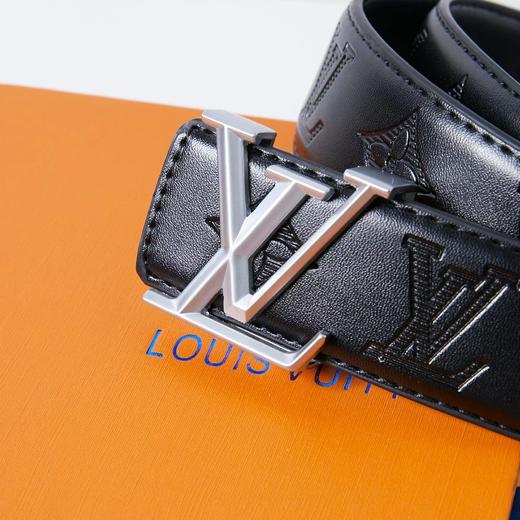 F031014男士好礼质感无敌耐磨耐造黑色时尚高温印花银色扣皮带 商品图3