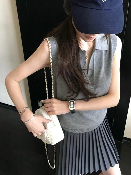 F031002早春新款松弛老钱风polo领无袖羊毛背心针织上衣 商品图10