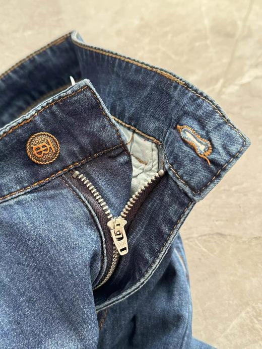 F031044简约大方日常通勤男士休闲中腰水洗牛仔裤 商品图6