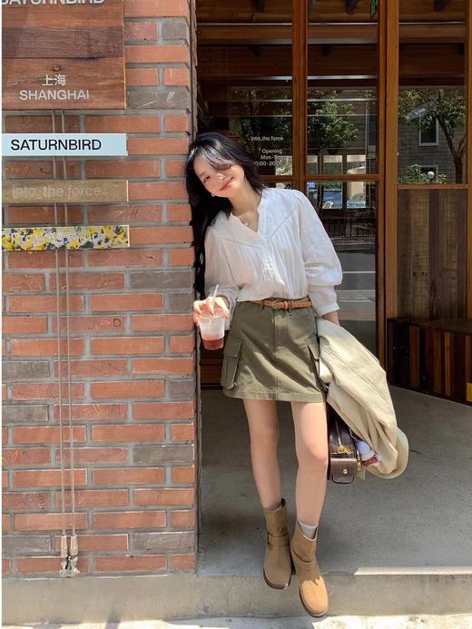 F031005春季新款一眼聚焦法式温柔镂空水溶花边V领长袖衬衫 商品图11