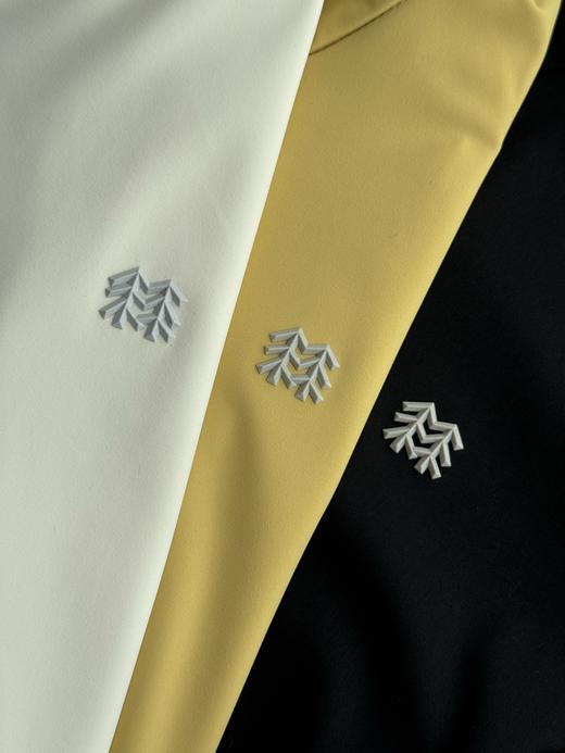 点此购买 可隆春秋季女士半拉链高弹长袖针织衫 qk 341839 商品图12