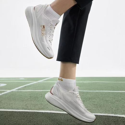 【斐乐】B座5楼Fila 男女柔云鞋  路跑专用 商品图3