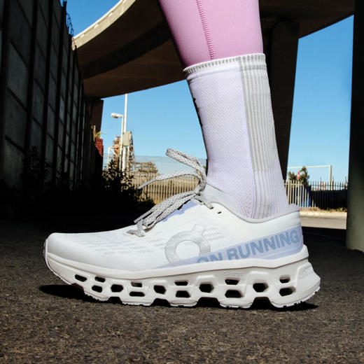 On昂跑 Cloudmonster 3 2026 春夏新品男女款缓震跑步鞋 商品图3