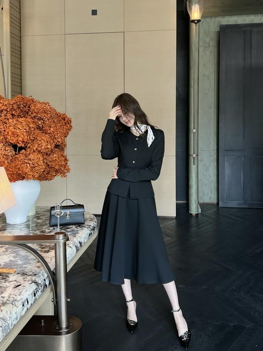 Lp新款🖤极简前后两穿套装 商品图1