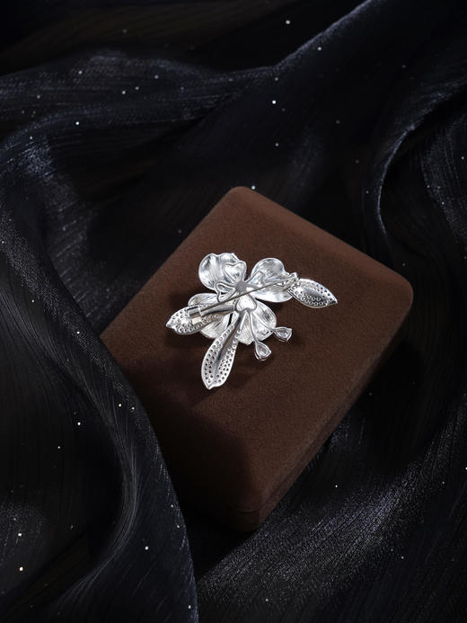 子佩集【花沁露华】珍珠惜王妃胸针【XXXZ256】四瓣花四叶草2602 商品图4