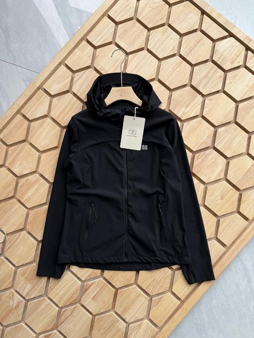 点此购买 可隆春夏季女士TRICOT针织凉感防晒UPF50+外套 kad 341832 商品图10