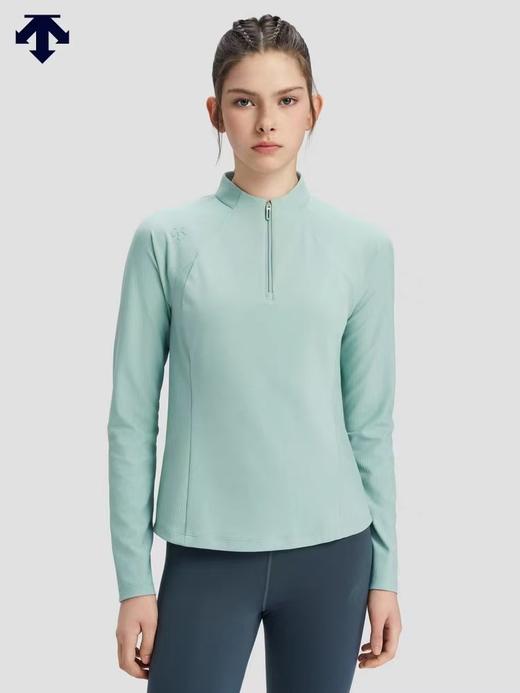 点此购买 迪桑特春秋季训练运动女士空气层运动上衣外套 hbj 341849 商品图3