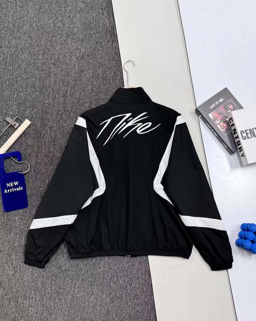 F031057复古运动立领拉链设计拼色logo印花长袖夹克外套男款 商品图1