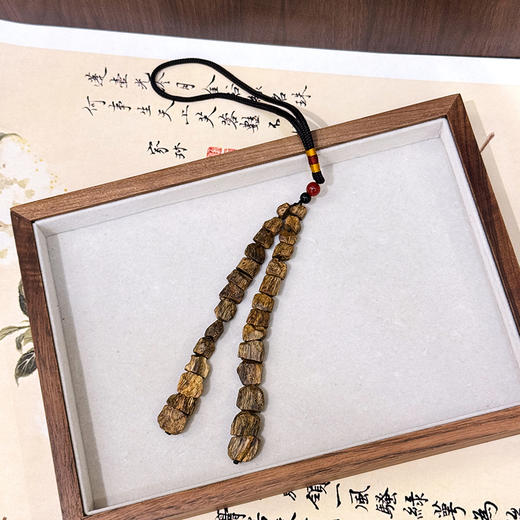 ²【沉香溯源-随形香挂】11克+电白种植奇楠沉香挂件车挂 多样性发其一 ( 24小时鉴赏期 ) HM02-CRMM-DBCX（HOT） 商品图3