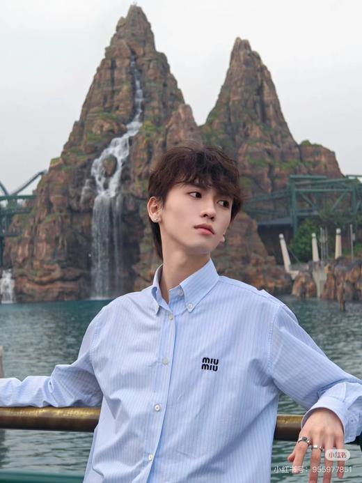 F031018新款小标字母Logo柔软舒适时尚简约青春活力休闲条纹衬衫上衣 商品图13