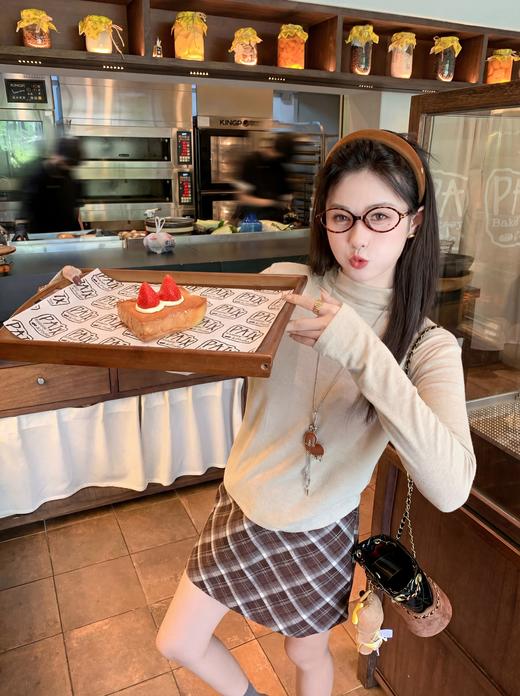 【110元任选2件】现货！韩系半高领修身打底T恤上衣 商品图9