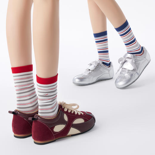 【云上泰富】&【壹半麦合】灵动条纹多巴胺中筒袜 吊牌价:149元 活动价:39元 商品图1