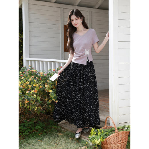 鹿向南「馥郁晚香」夏季新款黑色碎花半身裙女优雅气质A字中长裙 商品图1