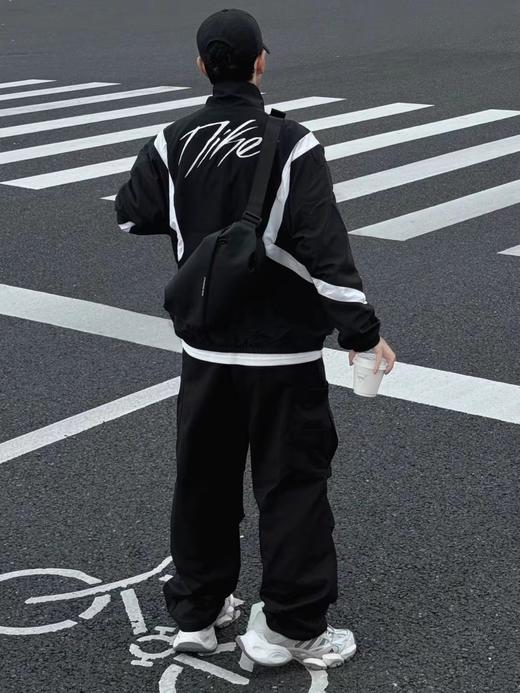 F031057复古运动立领拉链设计拼色logo印花长袖夹克外套男款 商品图10