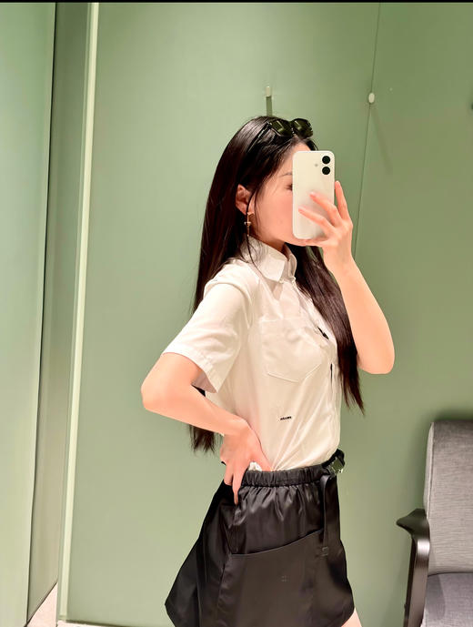 普拉达白色简约短袖休闲衬衣（ 商品图2