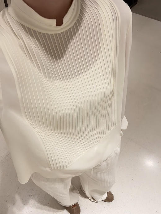 310-4 渠道圆正 小禾爆款 真丝乔其 小立领 塔可边 花苞绣 精致气质衬衫 从春穿到夏 自留XL 商品图4