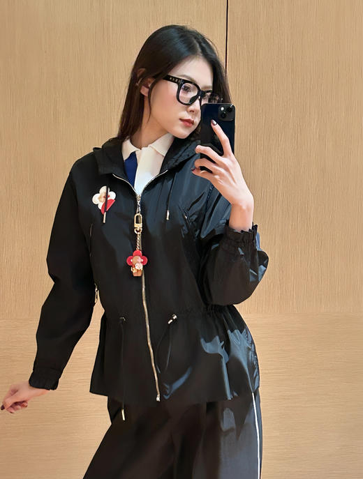 驴家Vivian连帽风衣外套 商品图2