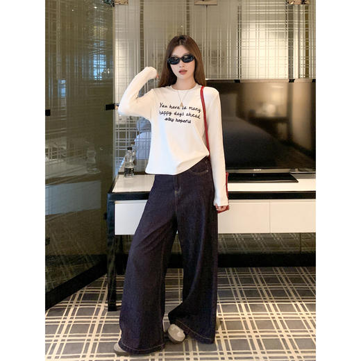 【110元任选2件】现货！ 韩系字母刺绣长袖 商品图1