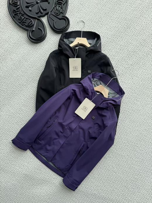 点此购买 可隆春秋季女士户外机能软壳夹克 hbj 341823 商品图0