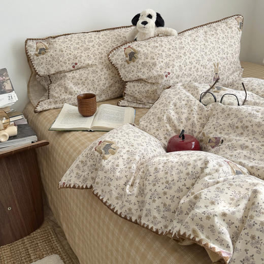 精致贝壳边~全棉碎花斜纹纯棉被套床单床笠四件套学生宿舍三件 清新活泼 四季可用 商品图3