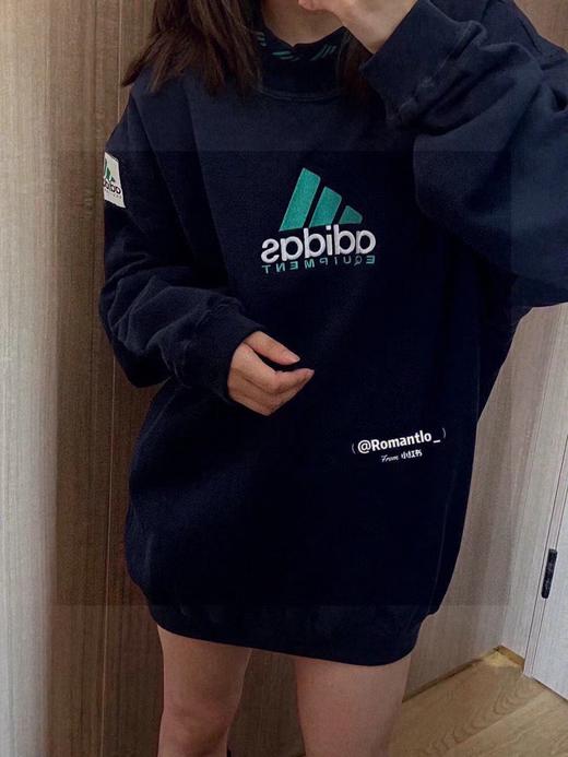 F031017美式复古刺绣版型宽松时尚百搭舒适通勤风长袖圆领卫衣 商品图3