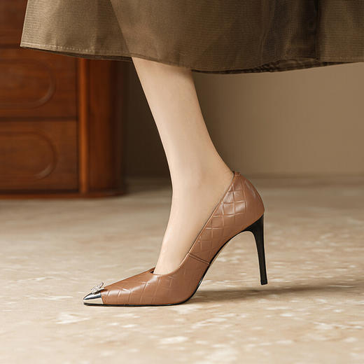 【预售5天】春秋季新款舒适性感高跟鞋细跟尖头气质小众设计工作鞋浅口单鞋女AK&3471 商品图5
