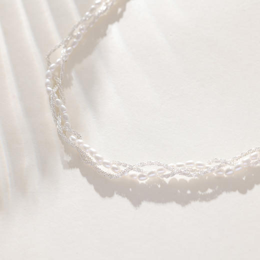 三彩2026新款清冷镀银合成珍珠项链锁骨链麻花编织通勤气质优雅 商品图4