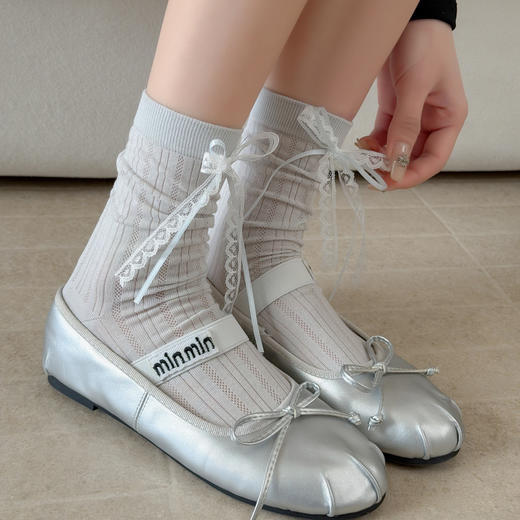 5双一组！miu系风春夏无骨中筒袜  灰兰色系搭配+蝴蝶结卡通刺绣 轻薄镂空网眼堆堆袜棉袜 商品图5