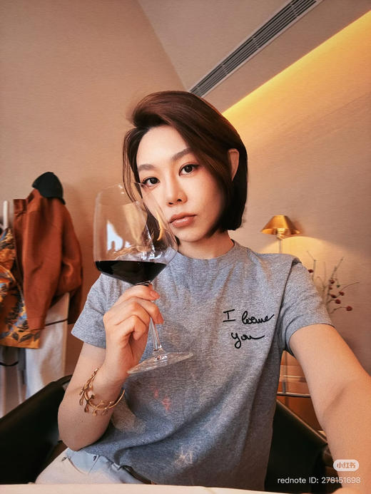 310-11 预售10天发 独家圆正 lew 26ss 区域限定绣花 灰色圆领短袖T恤 我穿XL 商品图0