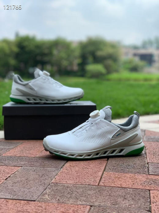 外贸原单爱步高尔夫球鞋男士golf无钉鞋BOA锁扣 免糸带 健步透氧牦牛皮球鞋
码数:39 40 41 42 43 44 (标准皮鞋码) 商品图7