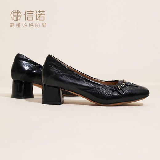 真皮方头浅口单鞋女中跟一脚蹬时尚百搭铆钉装饰黑色皮鞋X6C160-56 商品图1